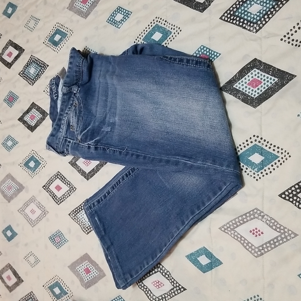 Maurices classic flare Jeans, light wash, size 7/8 short